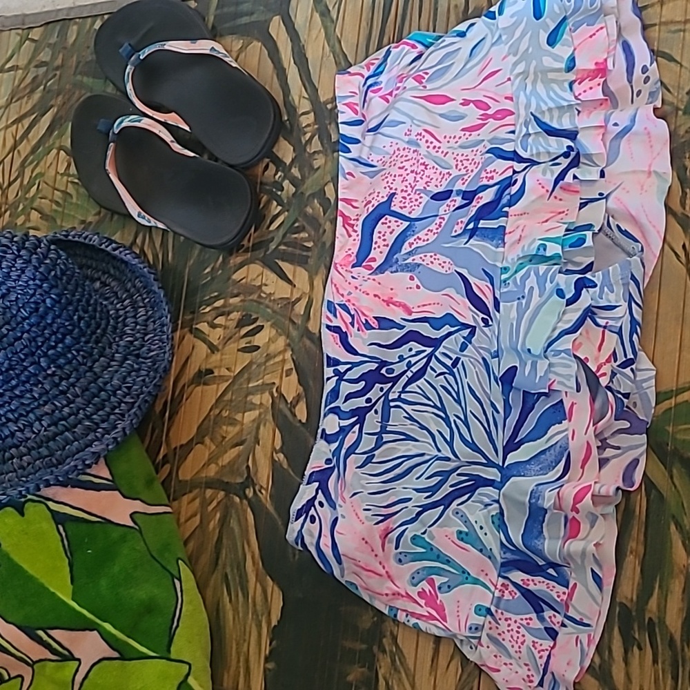 Lilly Pulitzer Luxletic Skort GUC Size 6